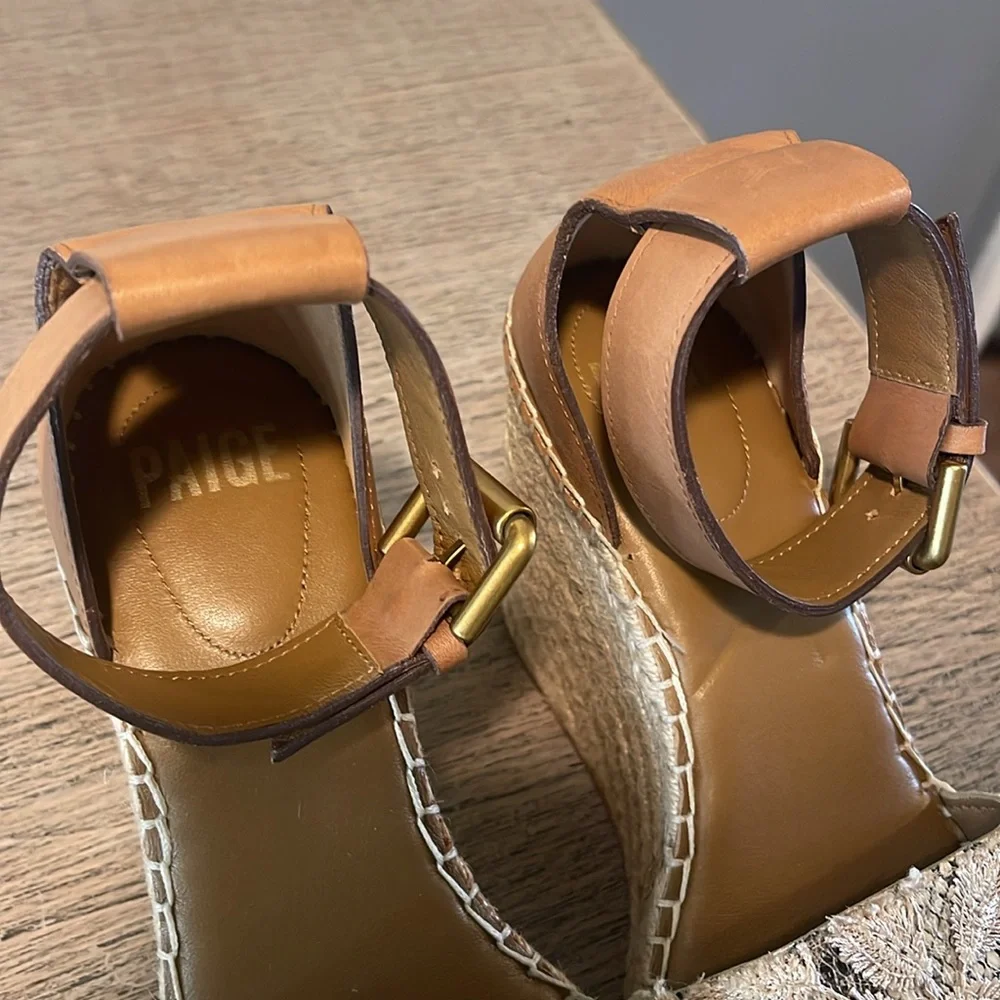 Paige Victoria Ankle Strap‎ Leather Wedge Embroidered Sandals Size 7